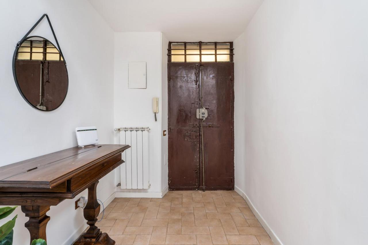 Nora'S Home, Charmy Apt In The Heart Of Trastevere ローマ エクステリア 写真