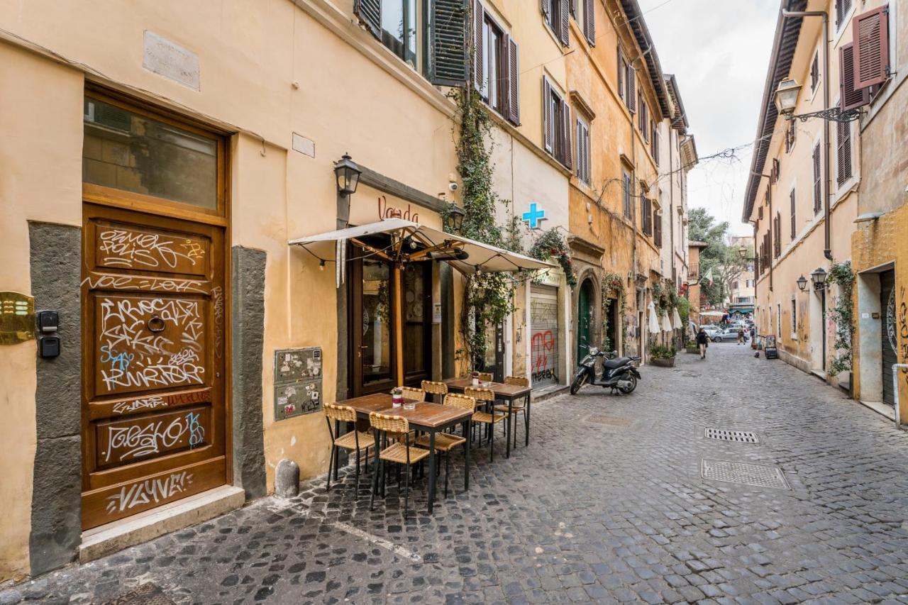 Nora'S Home, Charmy Apt In The Heart Of Trastevere ローマ エクステリア 写真